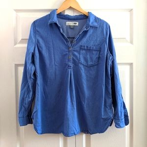 Old Navy maternity chambray shirt, medium